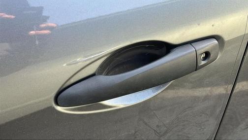 2020 Nissan Versa 1.6 S