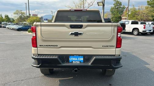 2023 Chevrolet Silverado 1500 Custom Trail Boss