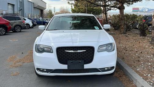 2019 Chrysler 300 S