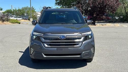 Magnetite Gray Metallic 2026 Subaru Forester Hybrid Premium
