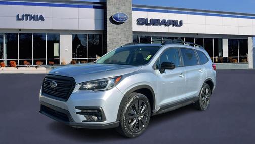 Ice Silver Metallic 2022 Subaru Ascent Onyx Edition 7-Passenger