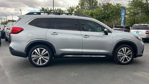 Ice Silver Metallic 2021 Subaru Ascent Limited 7-Passenger