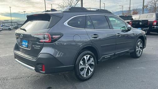 2022 Subaru Outback Touring