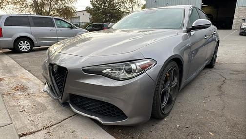 2019 Alfa Romeo Giulia Ti Sport
