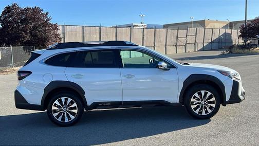 2025 Subaru Outback Touring