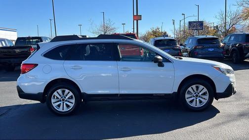 2018 Subaru Outback 2.5i