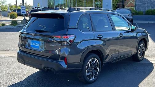 Magnetite Gray Metallic 2026 Subaru Forester Hybrid Premium