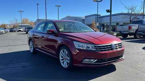 2017 Volkswagen Passat 1.8T SEL Premium