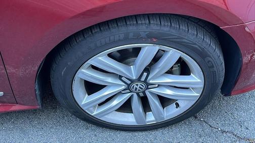 2017 Volkswagen Passat 1.8T SEL Premium