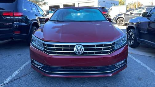 2017 Volkswagen Passat 1.8T SEL Premium