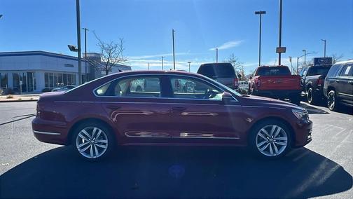 2017 Volkswagen Passat 1.8T SEL Premium