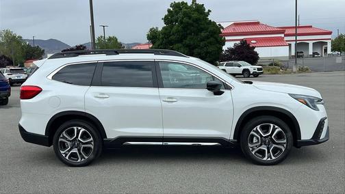 Crystal White Pearl 2026 Subaru Ascent Limited 7-Passenger