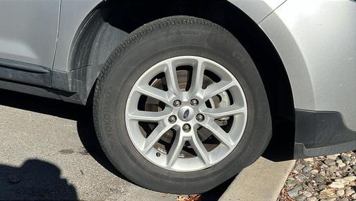 2013 Ford Edge SE