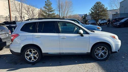 2015 Subaru Forester 2.5i Touring