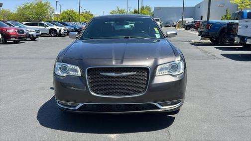 2016 Chrysler 300C Platinum