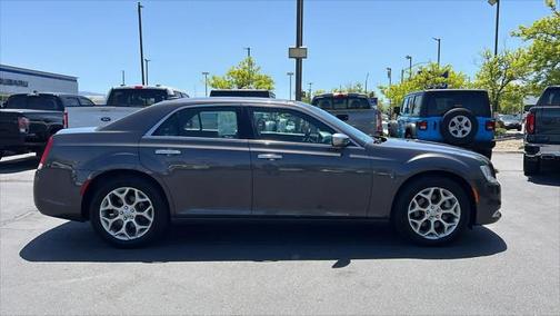 2016 Chrysler 300C Platinum