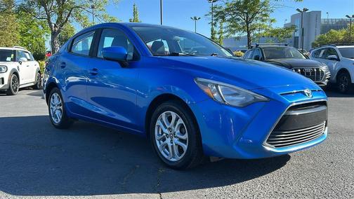 Sapphire 2018 Toyota Yaris iA Base