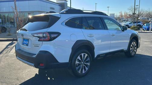 2023 Subaru Outback Touring