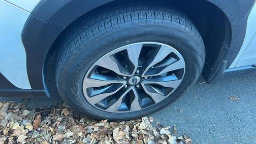 2023 Subaru Outback Touring