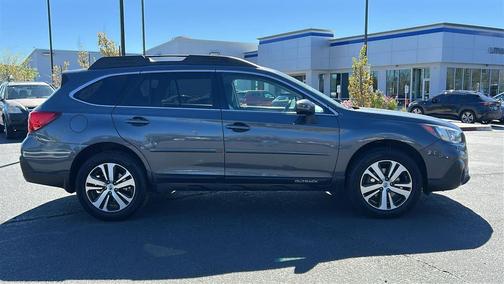 Magnetite Gray Metallic 2018 Subaru Outback 2.5i Limited