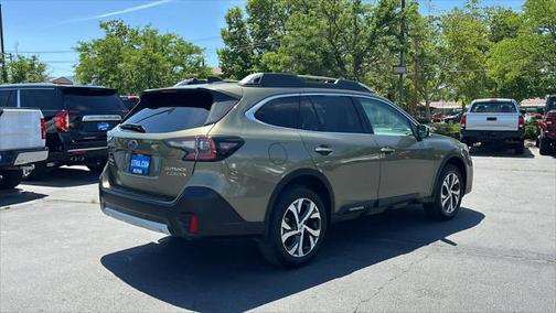 2022 Subaru Outback Touring XT