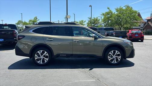 2022 Subaru Outback Touring XT