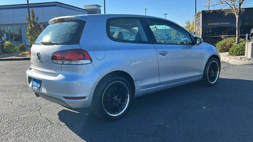 2012 Volkswagen Golf Base