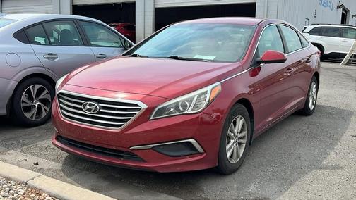 2016 Hyundai SONATA SE