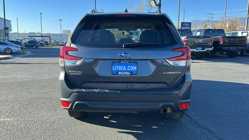 2022 Subaru Forester Premium