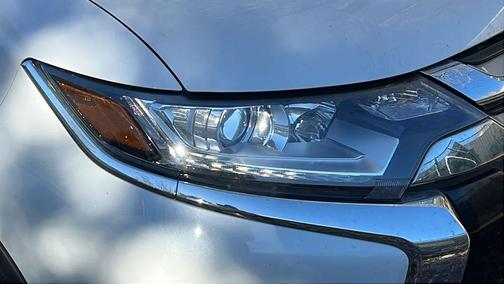 2018 Mitsubishi Outlander SE