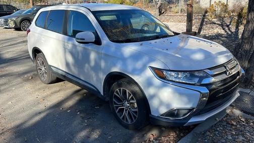 2018 Mitsubishi Outlander SE