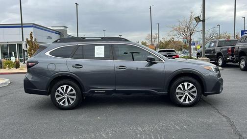 2021 Subaru Outback Base