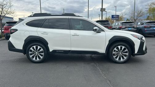 2023 Subaru Outback Touring XT