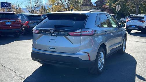 2024 Ford Edge SE