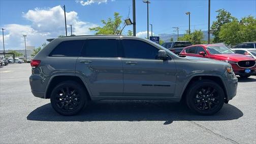 2021 Jeep Grand Cherokee Laredo