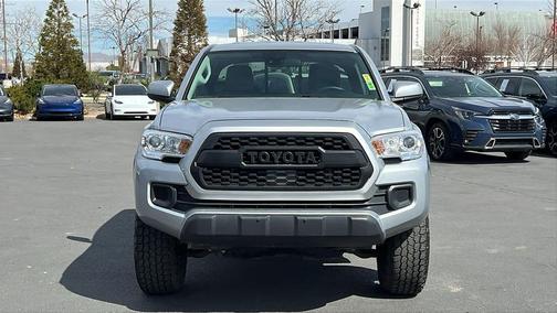 2022 Toyota Tacoma SR