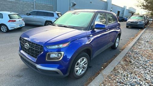 2023 Hyundai VENUE SE