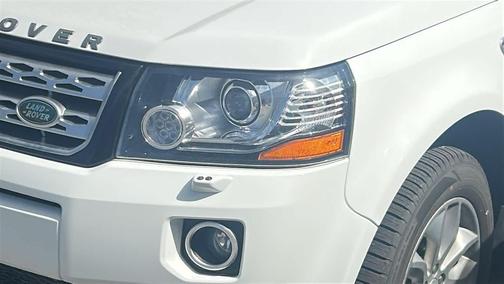 2014 Land Rover LR2 AWD 4dr