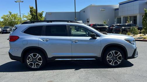 Ice Silver Metallic 2026 Subaru Ascent Limited 8-Passenger