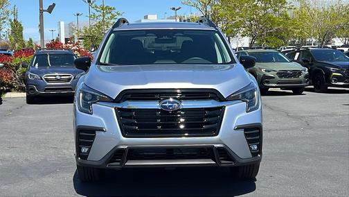 Ice Silver Metallic 2026 Subaru Ascent Limited 8-Passenger