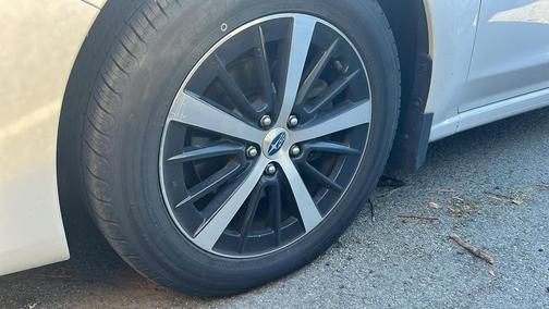 2019 Subaru Impreza 2.0i Premium