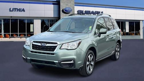 Jasmine Green Metallic 2018 Subaru Forester 2.5i Premium
