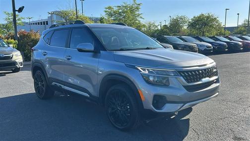 Steel Gray 2023 Kia Seltos Nightfall Edition
