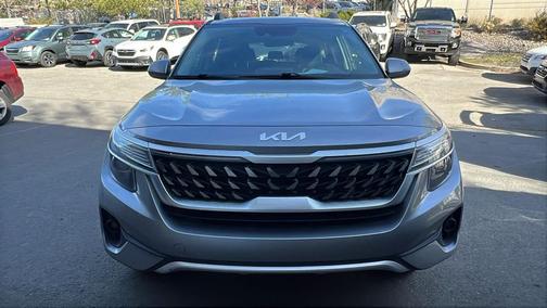 Steel Gray 2023 Kia Seltos Nightfall Edition