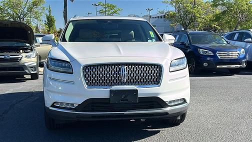 PRISTINE WHITE MET 3C 2023 Lincoln Nautilus Reserve