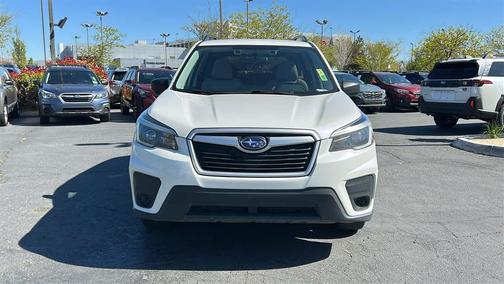 Crystal White Pearl 2021 Subaru Forester Base