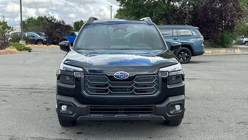 Crystal Black Silica 2026 Subaru Outback Limited