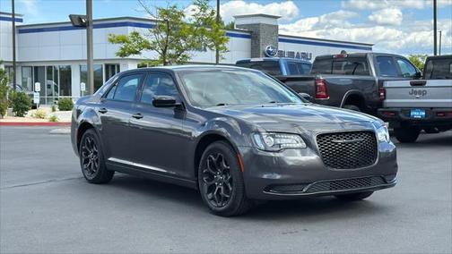 2020 Chrysler 300 Touring