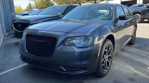 2020 Chrysler 300 Touring