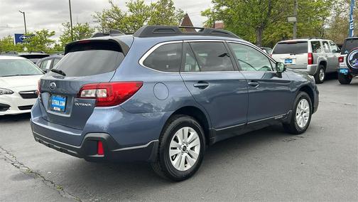 Twilight Blue Metallic 2018 Subaru Outback 2.5i Premium
